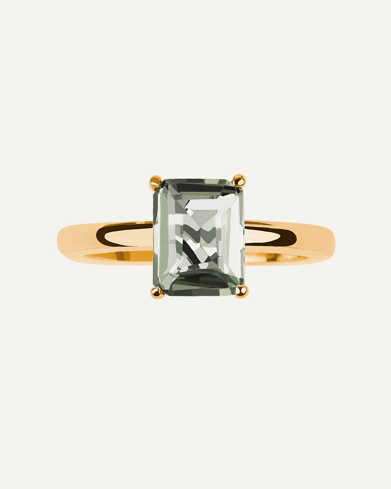 Anillo Luxe en plata de ley con amatista verde.