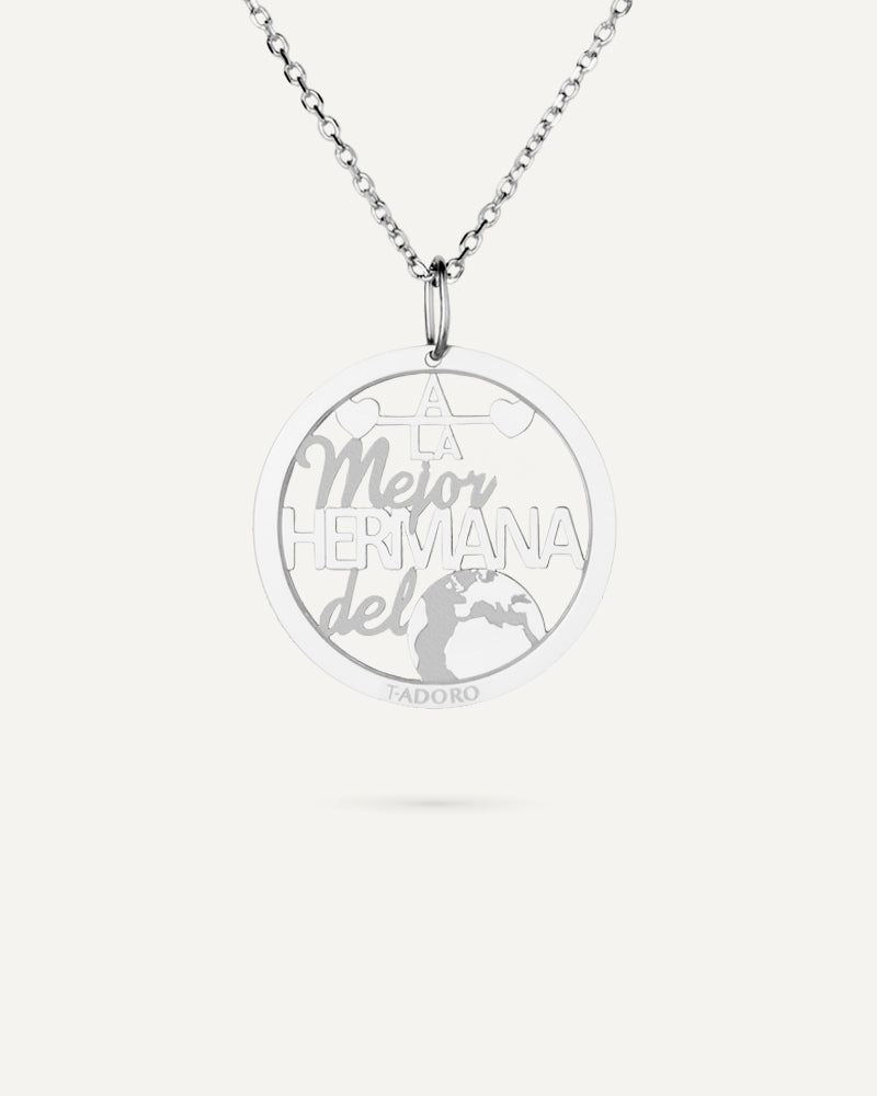 Collar "La mejor hermana del mundo" en plata de ley rodiada.