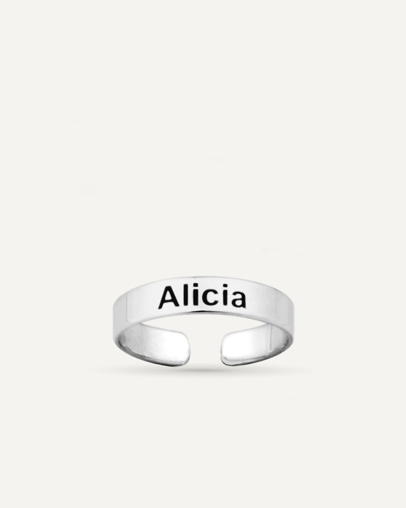 Anillo personalizado con un nombre