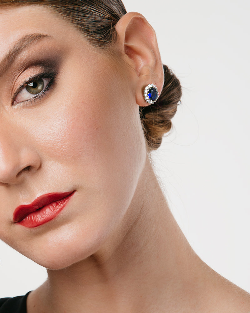 Pendientes BRILLIANT CUT en plata de ley con piedra azul central y circonitas Excellence star cut.