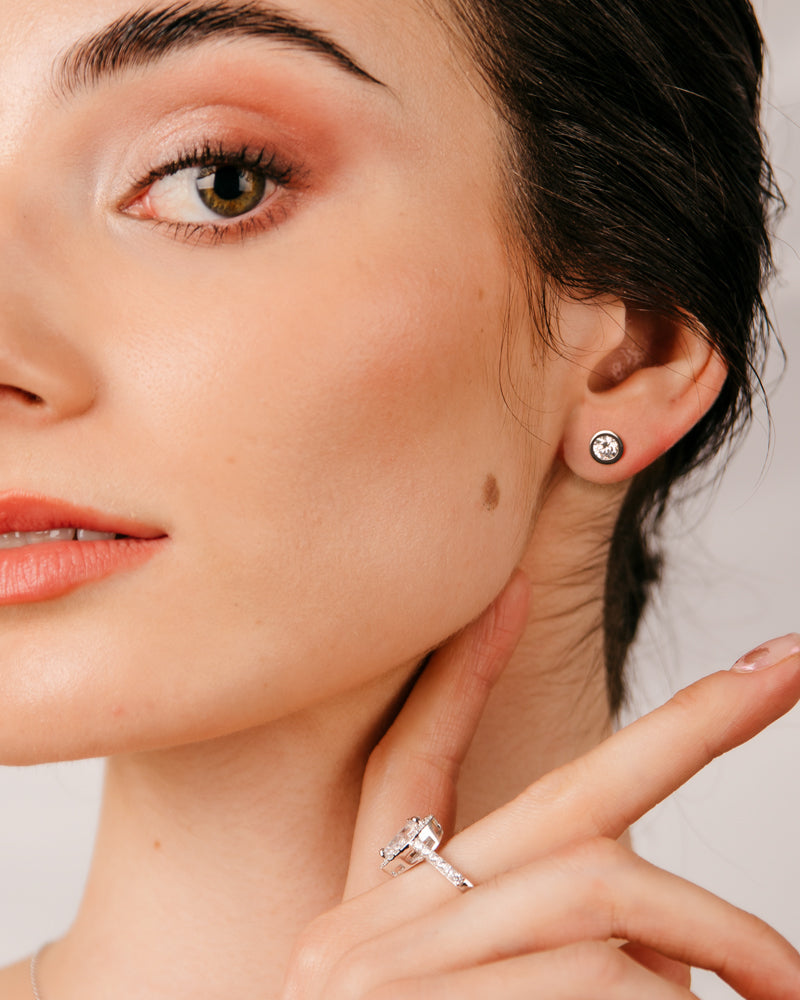 Pendientes chatón con circonitas excellence star cut de 5mm