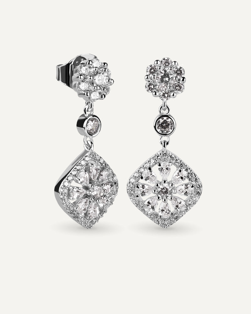 Pendientes BRILLIANT CUT en plata de ley y circonitas Excellence star cut.