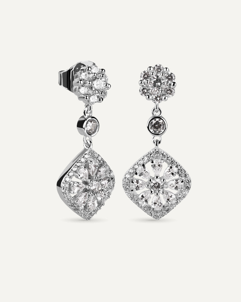 Pendientes BRILLIANT CUT en plata de ley y circonitas Excellence star cut.