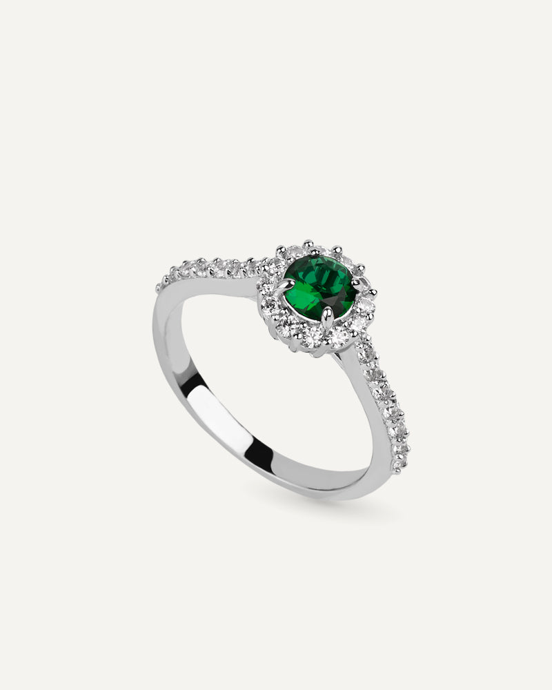 Anillo BRILLIANT CUT en plata de ley y circonitas Excellence star cut en color verde esmeralda