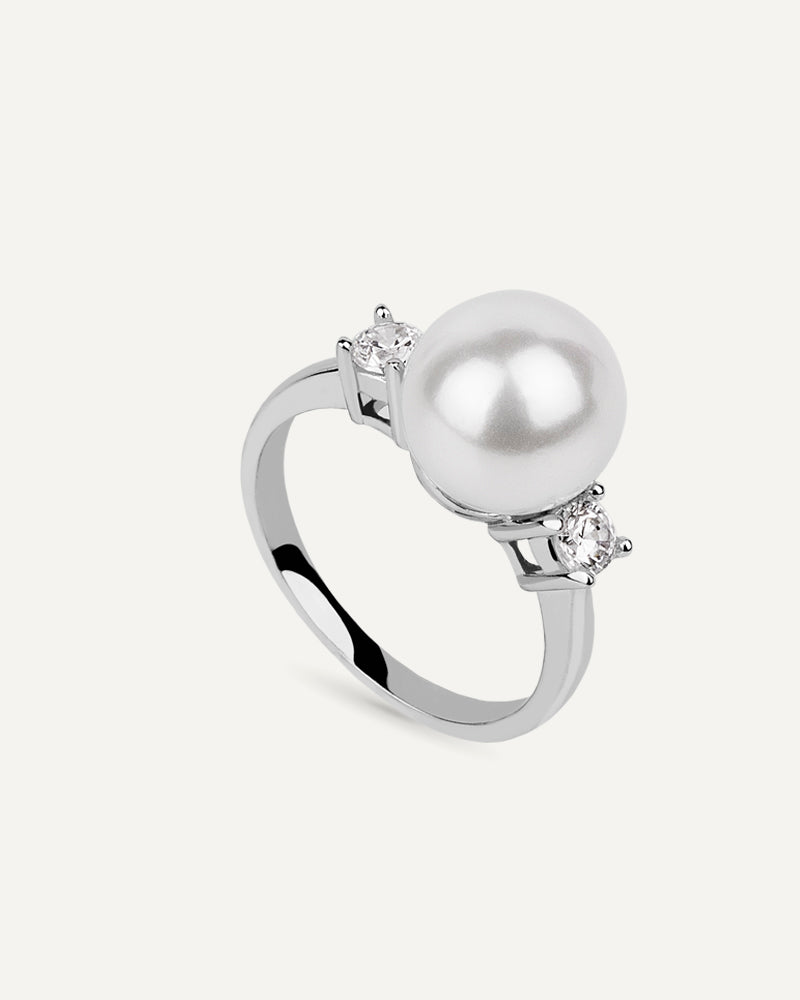 Anillo BRILLIANT CUT en plata de ley con circonitas Excellence star cut y perla de concha.