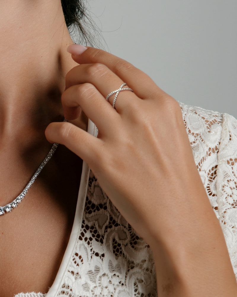 Anillo BRILLIANT CUT en plata de ley y circonitas Excellence star cut.