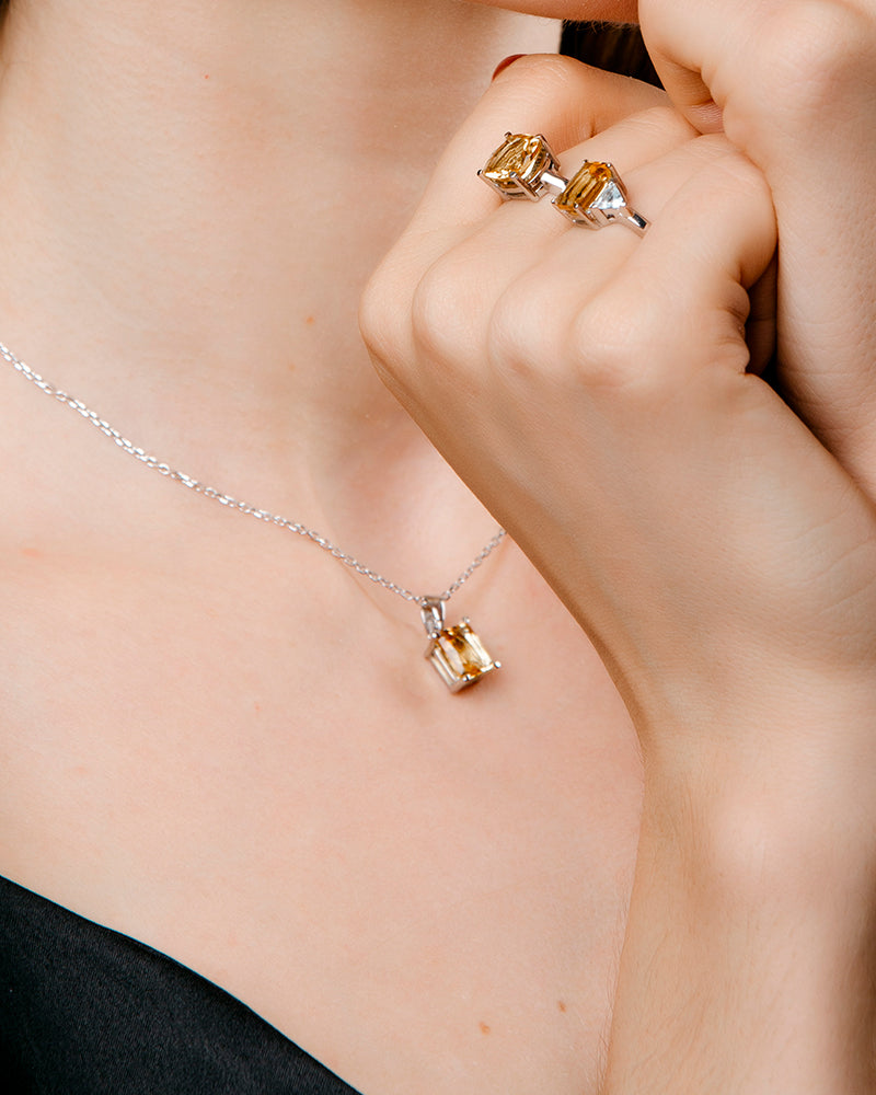 Collar Luxe en plata de ley con cuarzo citrino.