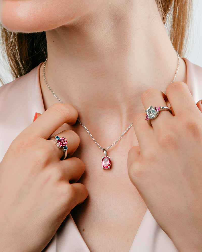 ANILLO OCTOGONAL AMATISTA VERDE Y AMATISTAS A AMBOS LADOS