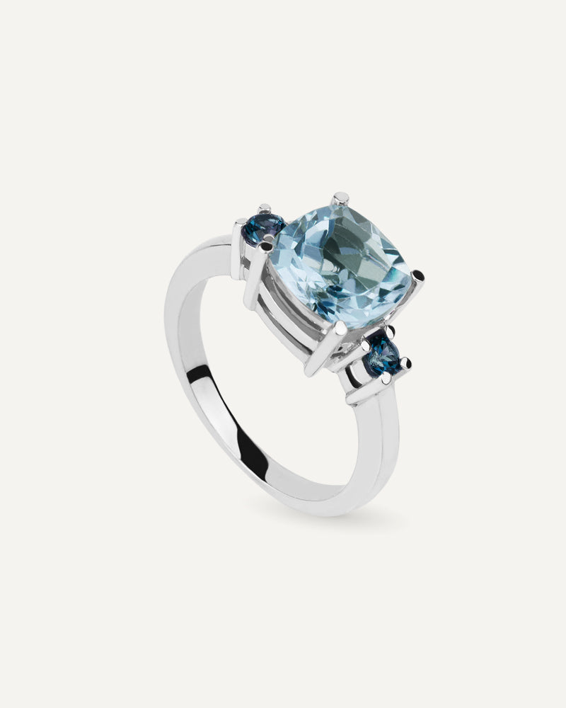 ANILLO CUSHION SKY Y LONDON BLUE A AMBOS LADOS