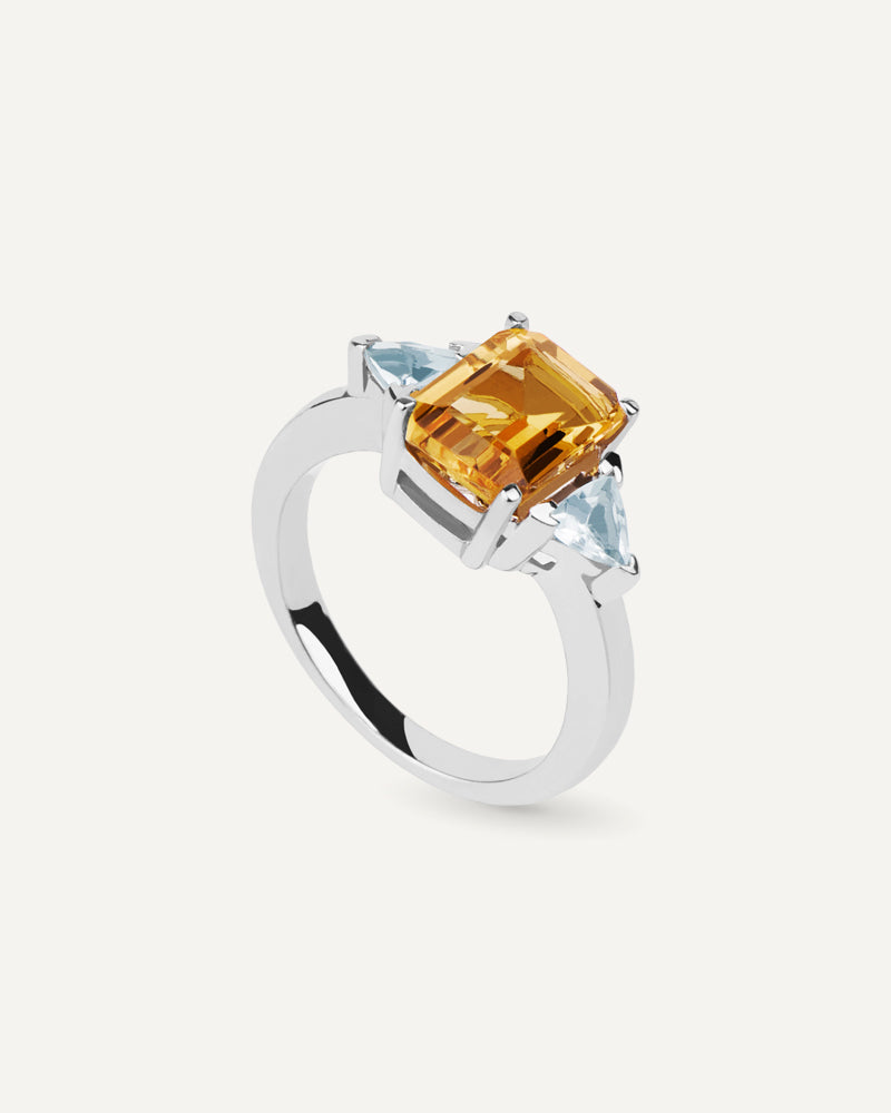 ANILLO OCTOGONAL CITRINO Y SKY A AMBOS LADOS