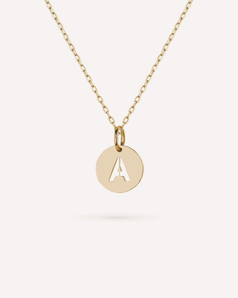 Collar JUNIOR con inicial personalizada en oro de 18kt