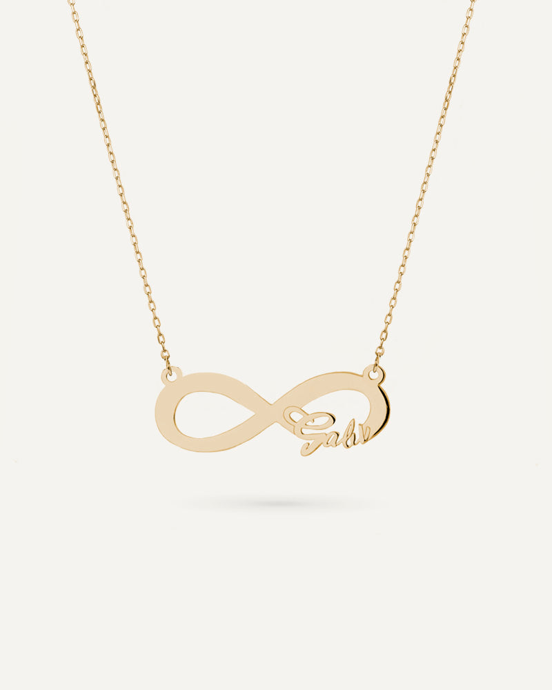 Collar infinito con 1 nombre en oro de 18kt