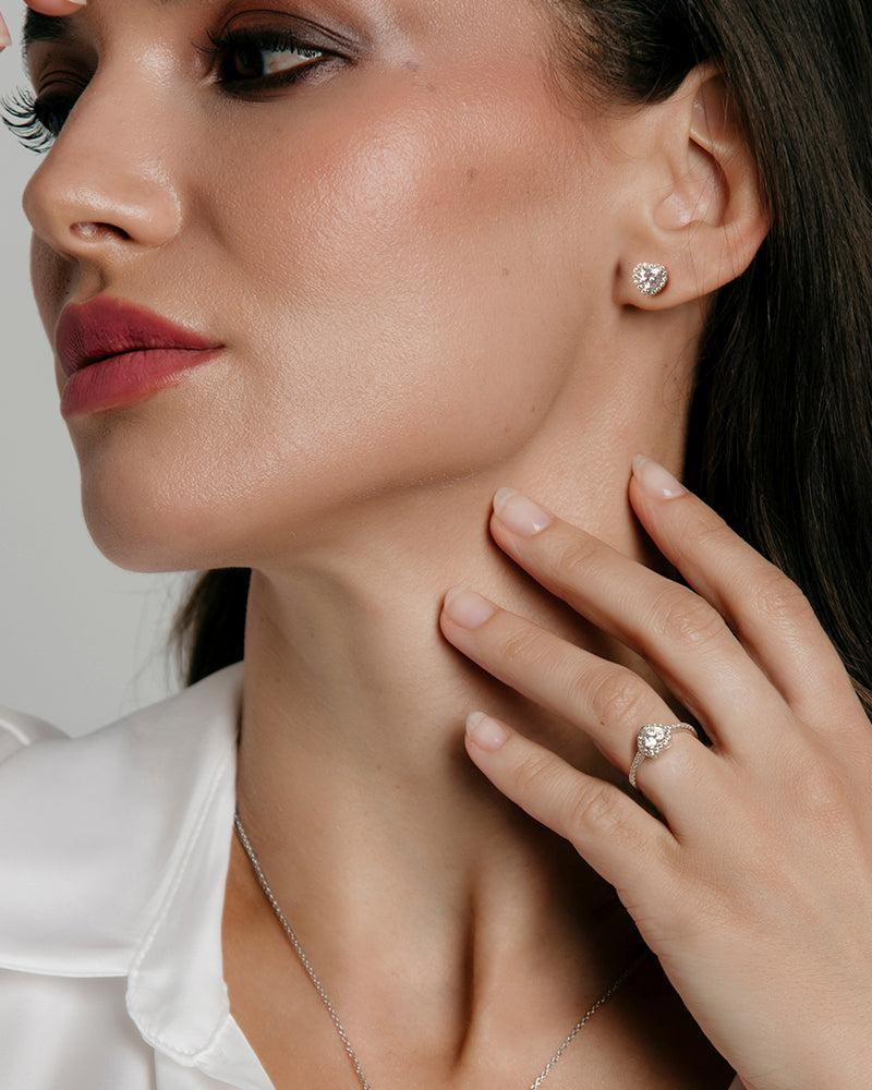 Pendientes BRILLIANT CUT en plata de ley y circonitas en talla brillante corazón excellence star cut.