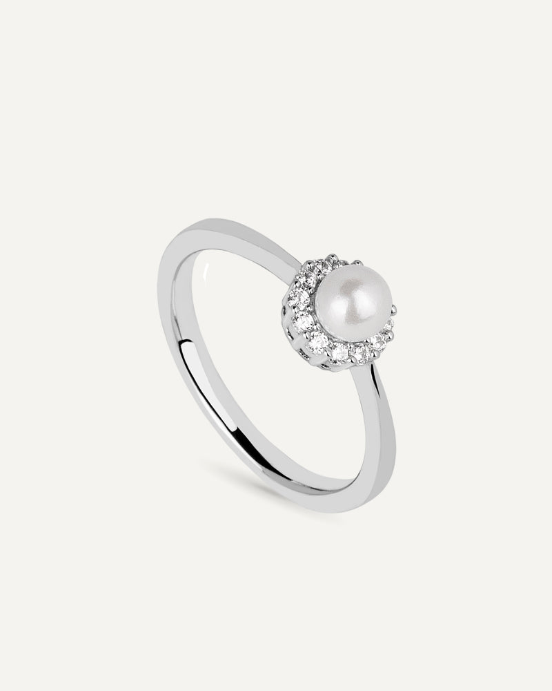 Anillo BRILLIANT CUT en plata de ley con circonitas Excellence star cut y perla de concha.