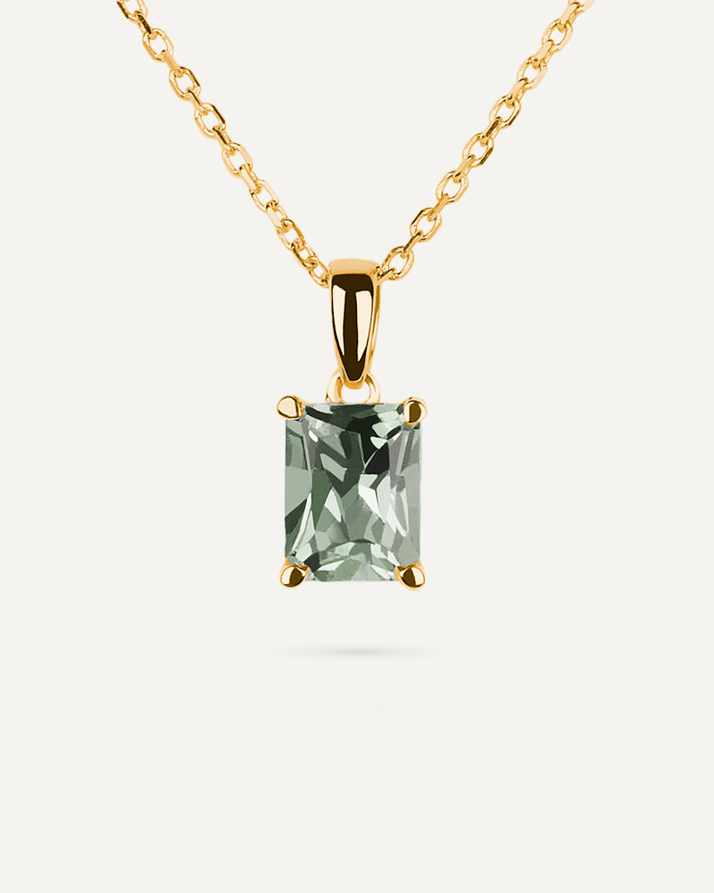 Collar Luxe en plata de ley con baño de oro y con amatista verde en talla octogonal.