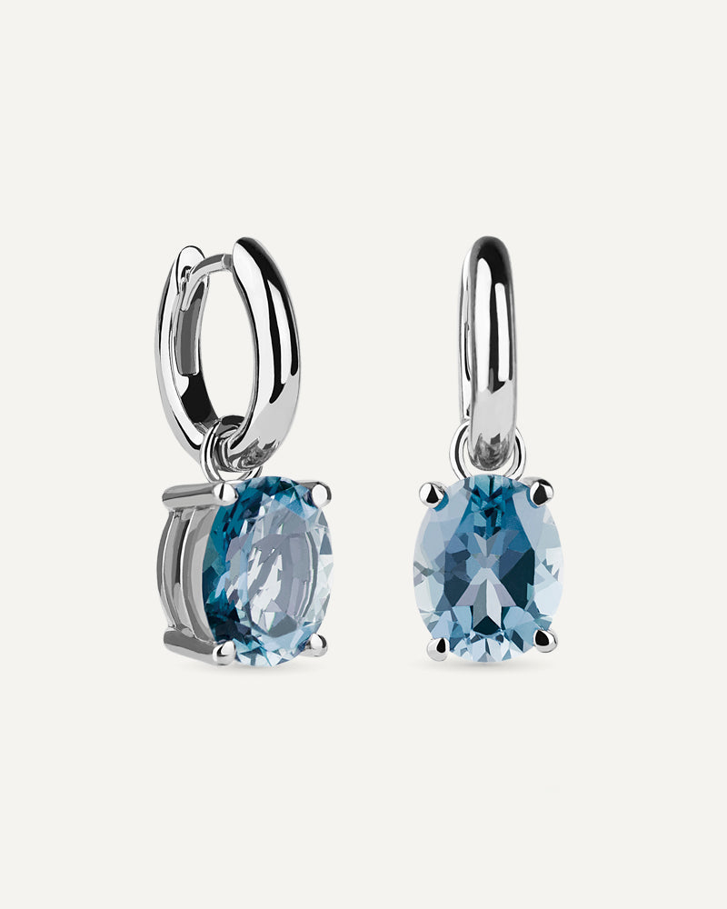 Pendientes Luxe en plata de ley con topacio azul Sky